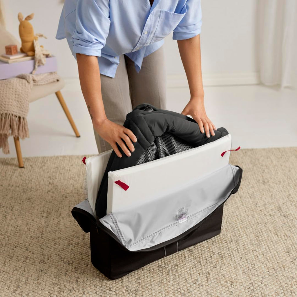 Travel Crib with Fitted Sheet L29740