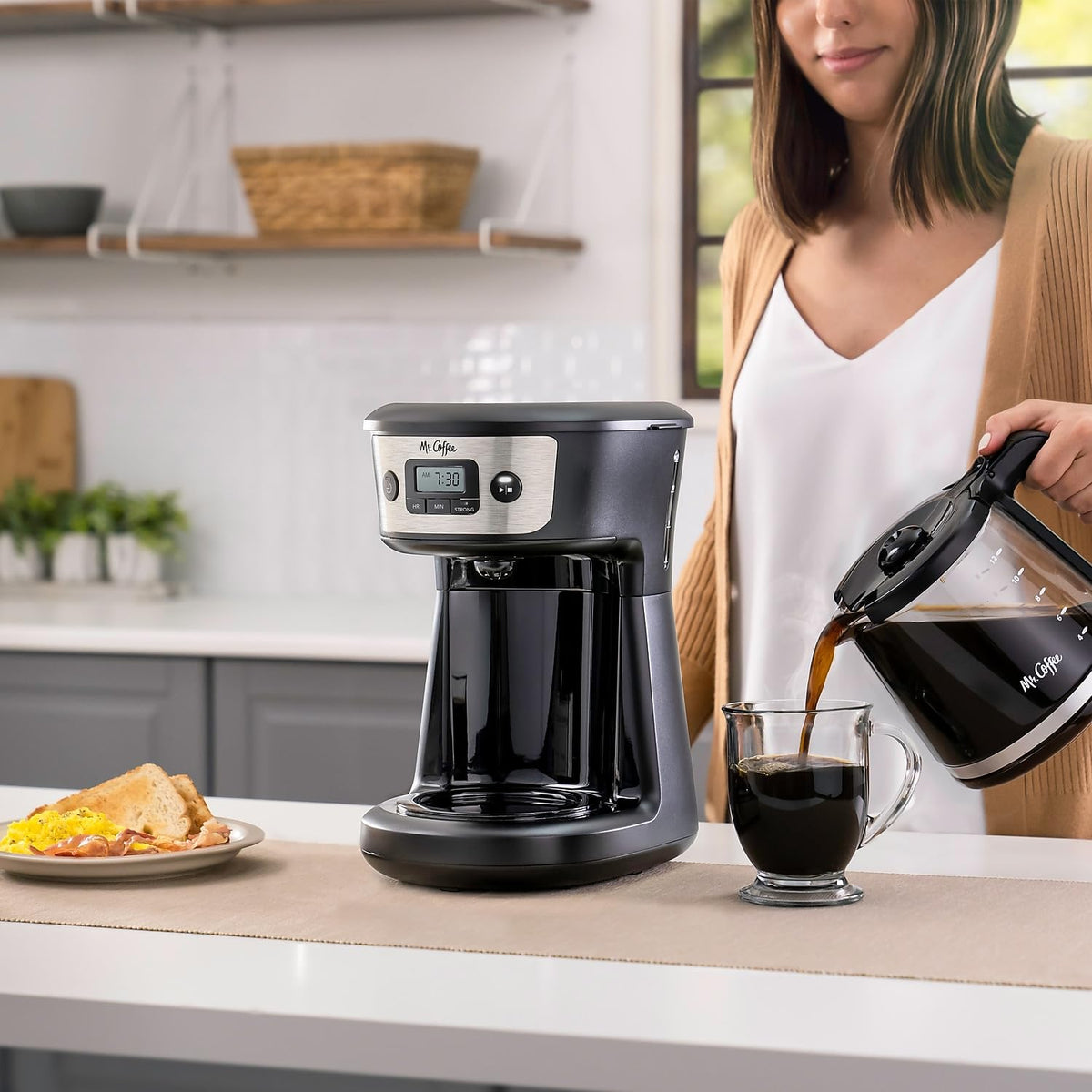 12 Cup Programmable Coffee Maker Q72707
