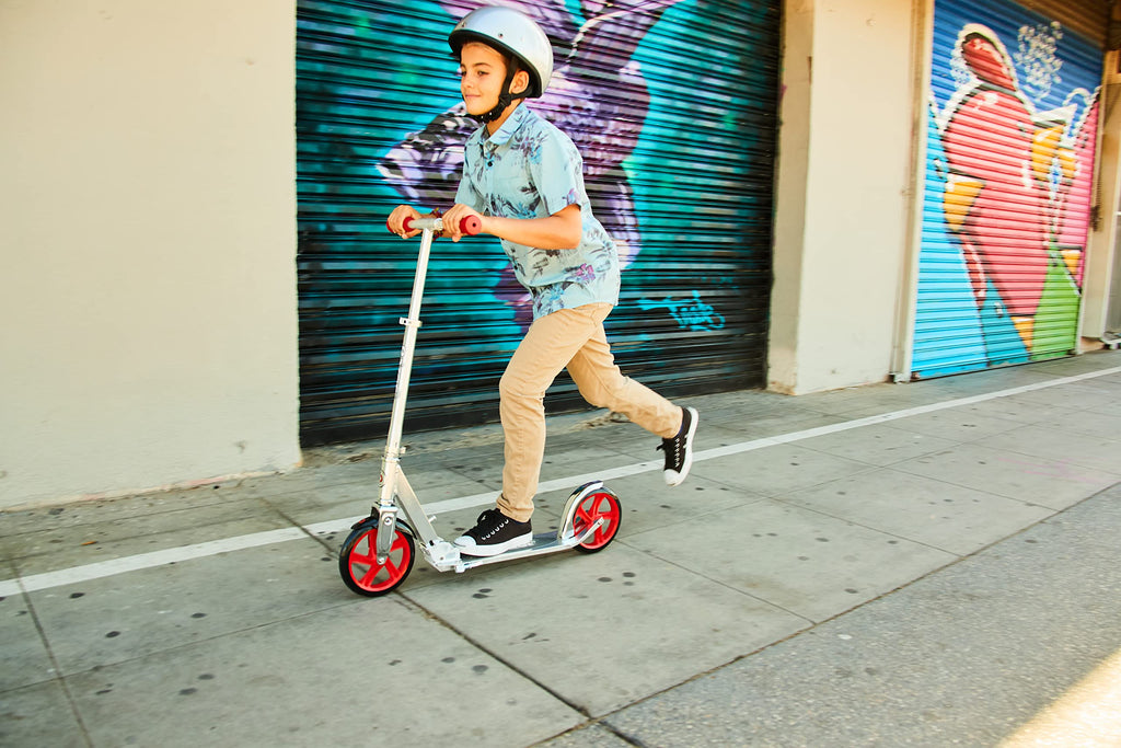 Kick Scooter with 8" Urethane Wheels V739781