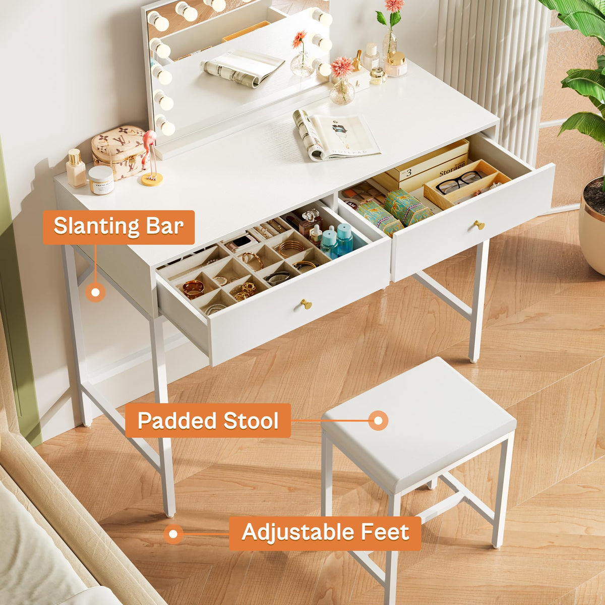 White Desk with 2 Drawers Q677