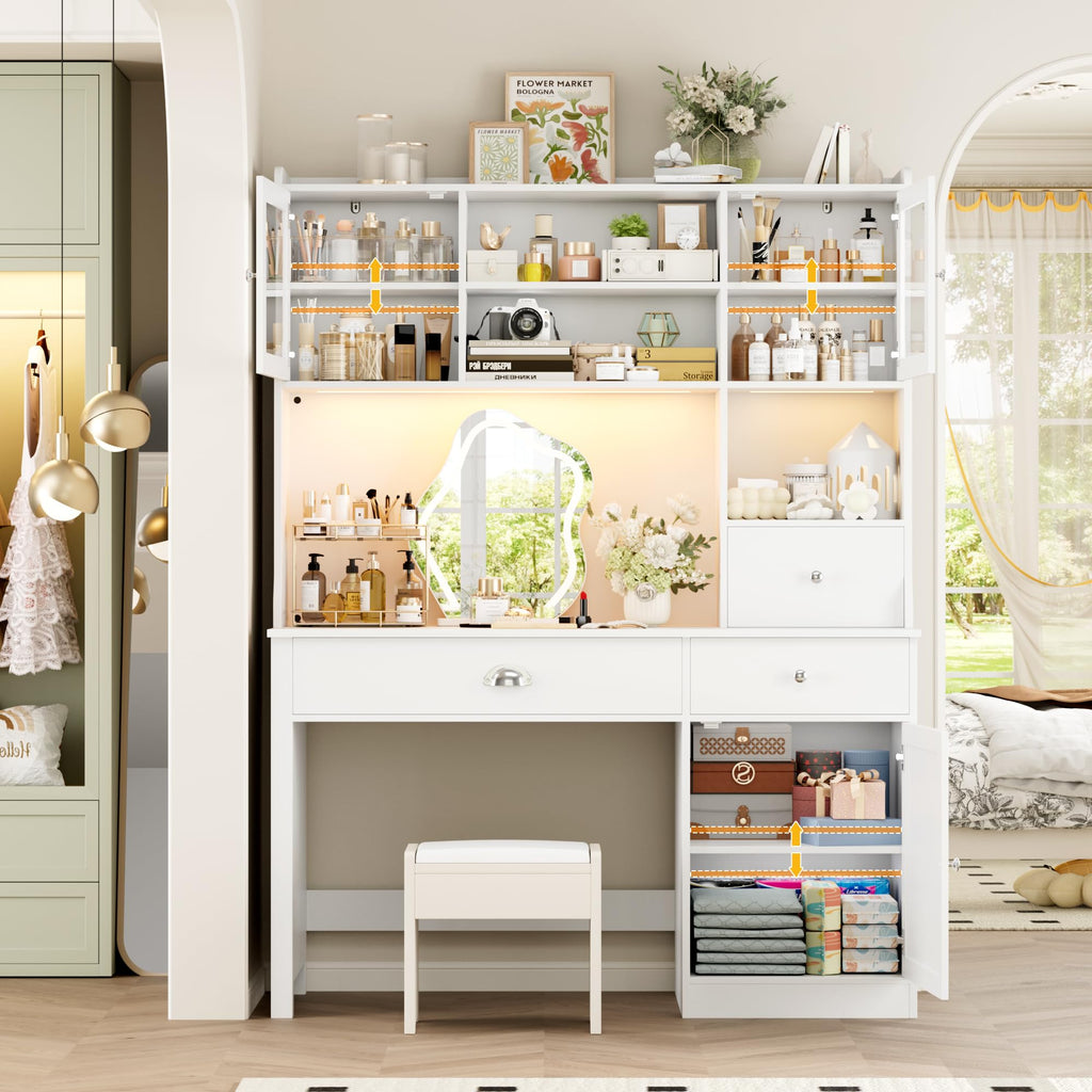 Computer Desk with Hutch and Power Outlet J959338
