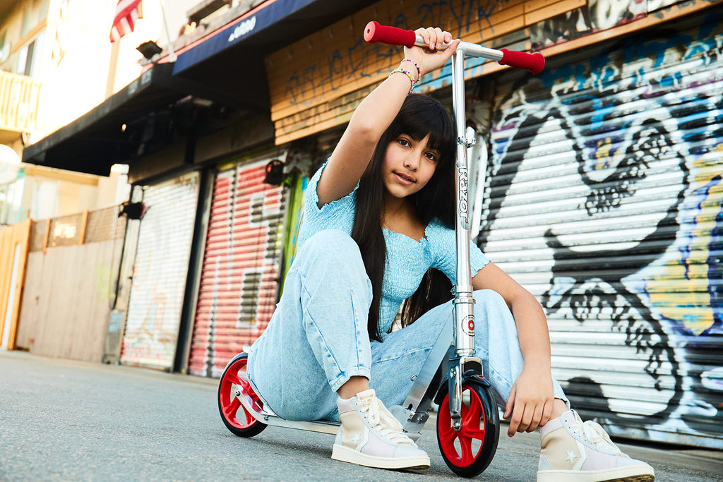 Kick Scooter with 8" Urethane Wheels V739781