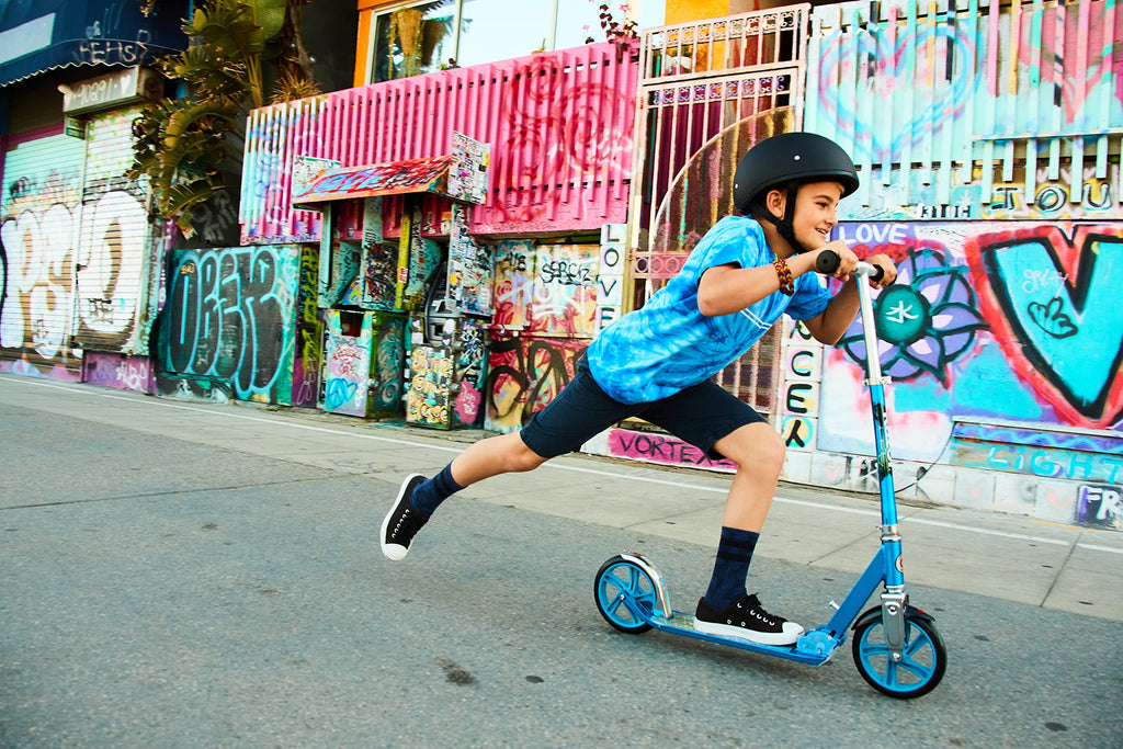 Kick Scooter with 8" Urethane Wheels V739781